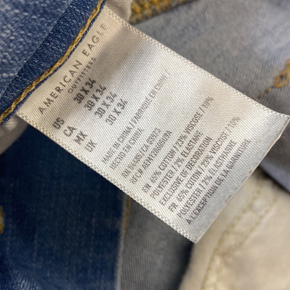 American Eagle Slim 30x32 - Picture 4 of 5